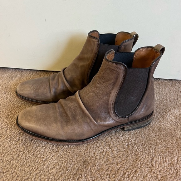 John Varvatos Fleetwood Sharpei Brown Leather Chelsea Boot Mens 11 MSRP: $698 - Picture 3 of 6